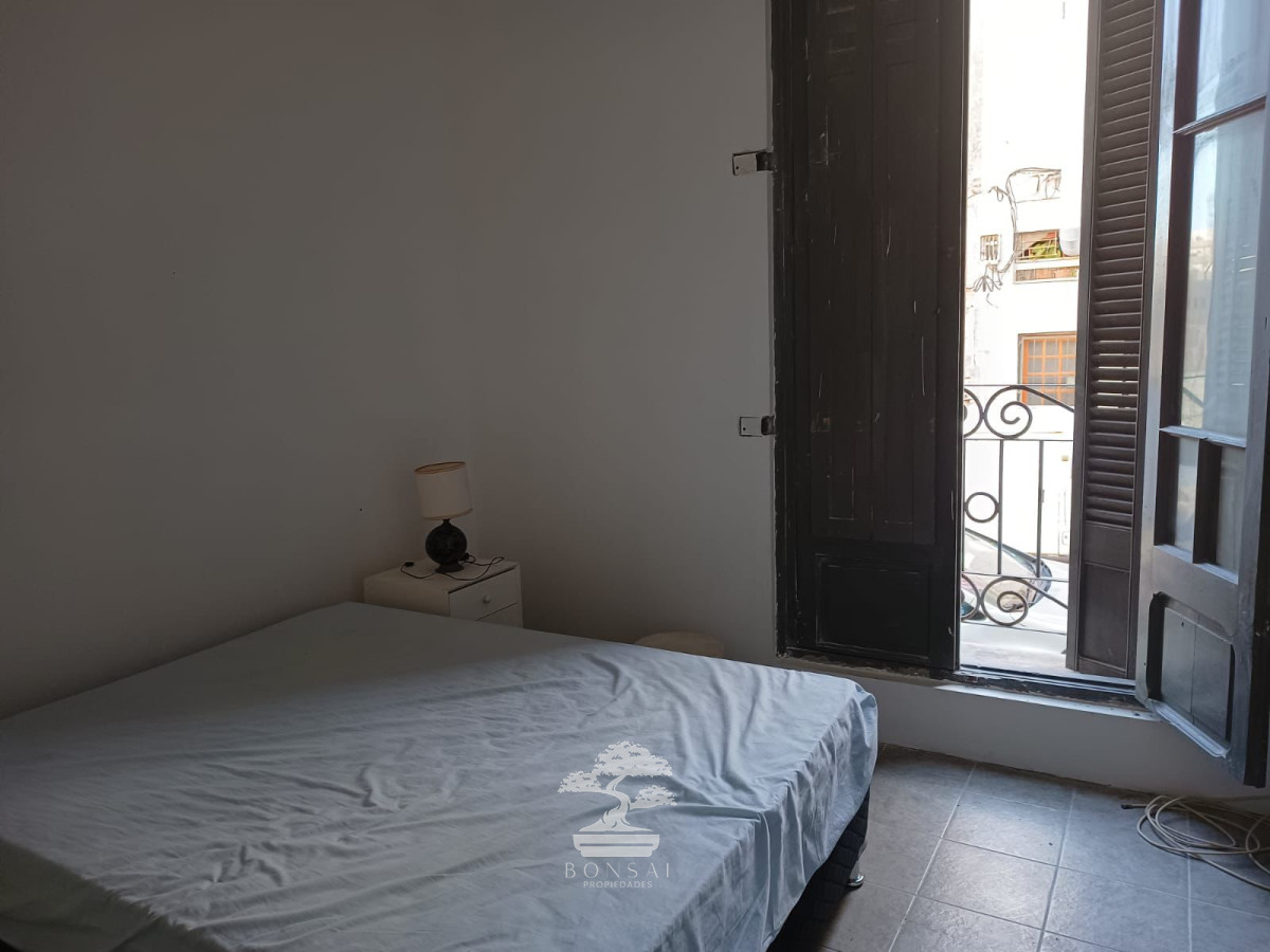 Casa ID.391 - Alquiler Casa 2 Dormitorios Ciudad Vieja Montevideo V