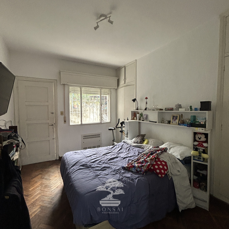 Casa ID.596 - Venta Casa PH de 4 Dormitorios con garage y parrillero Cordon Montevideo Lr