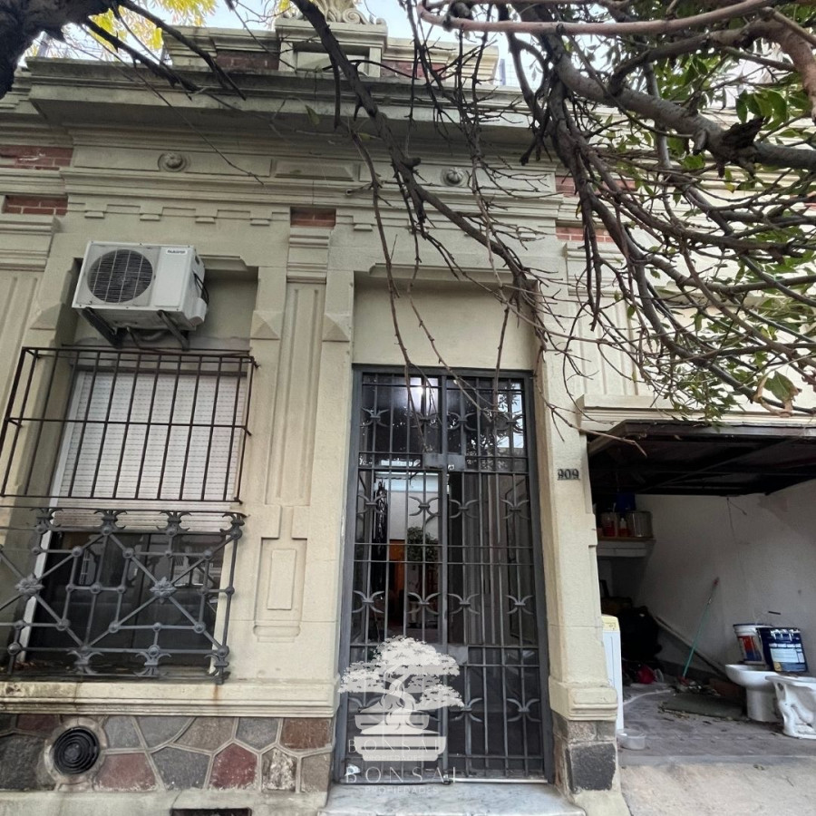 Casa ID.143 - Venta Casa 3 Dormitorios Palermo Montevideo Garage 