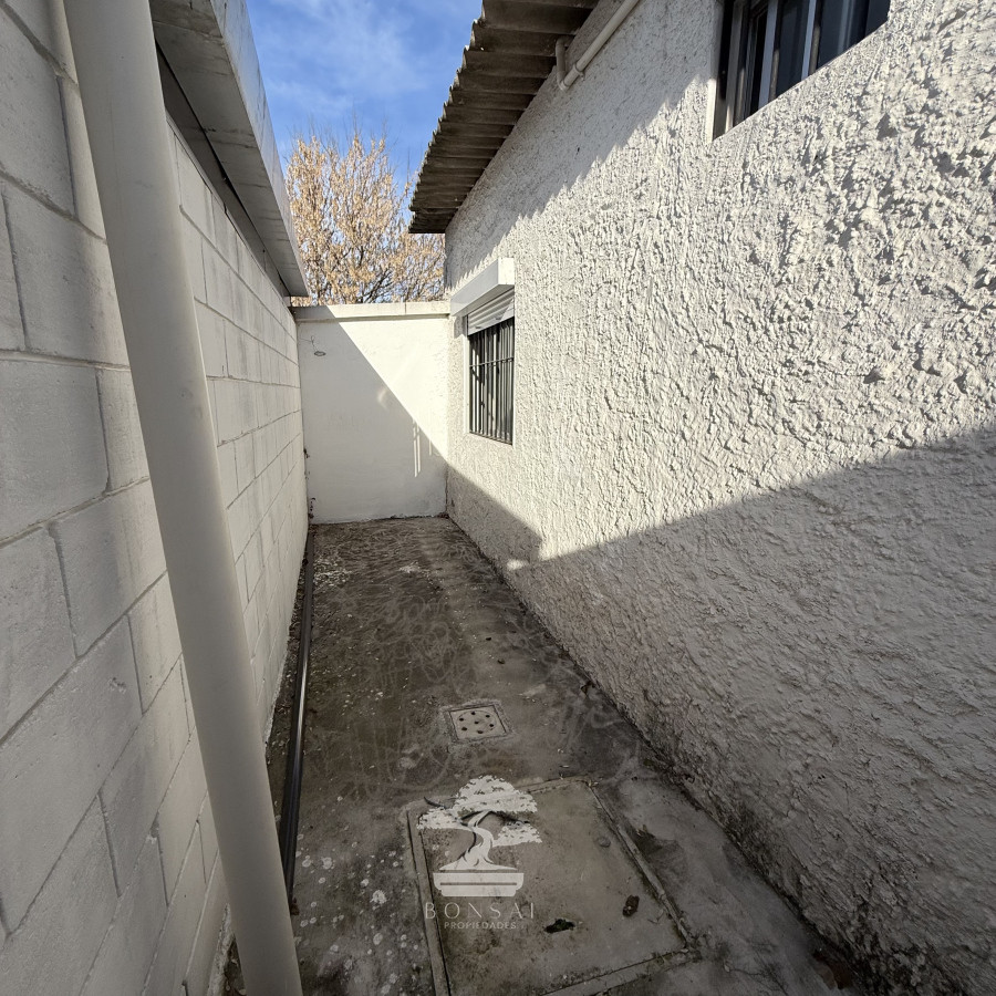 Casa ID.553 - Alquiler Casa 2 Dormitorios con Garage Belvedere Montevideo G