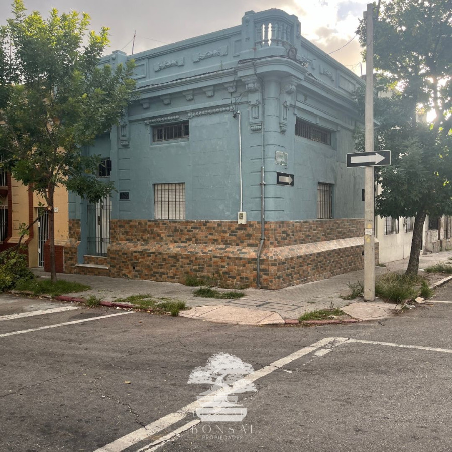 Casa ID.146 - Venta Casa Reciclada 2 Dormitorios Tres Cruces Montevideo C