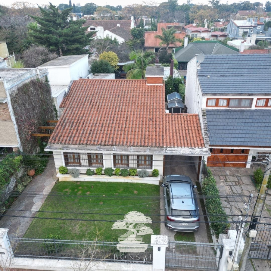 Casa ID.178 - Venta Casa Tres Dormitorios Carrasco Sur Montevideo F
