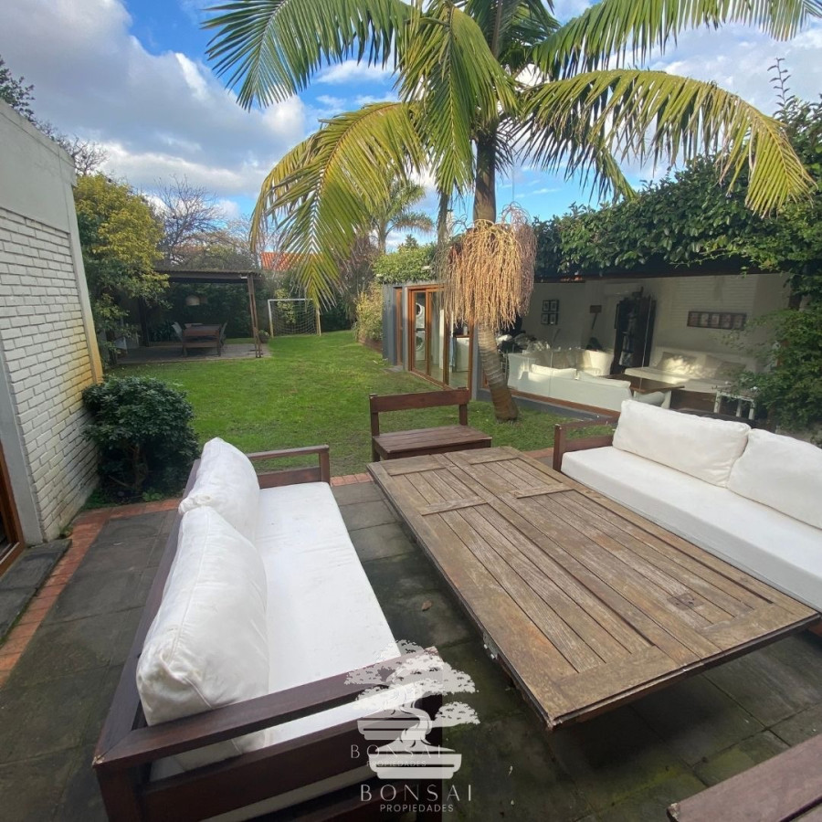 Casa ID.178 - Venta Casa Tres Dormitorios Carrasco Sur Montevideo F
