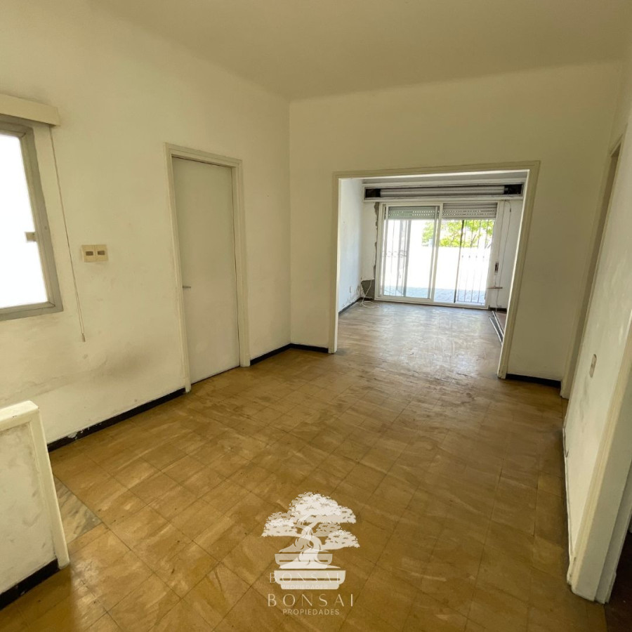 Casa ID.185 - Casa En Venta 2 Dormitorios + Local Comercial Con Renta Aguada Montevideo G
