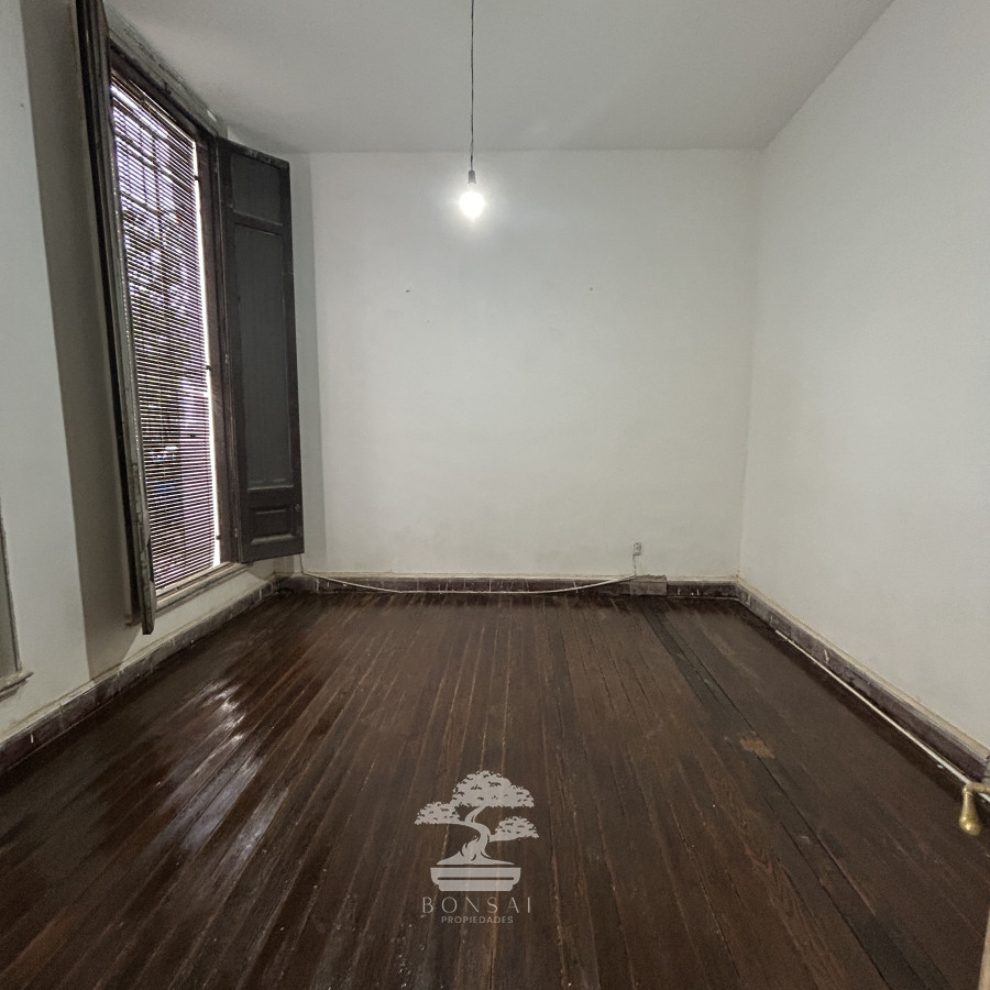 Casa ID.748 - Alquiler Casa 5 Dormitorios Aguada Montevideo lr 