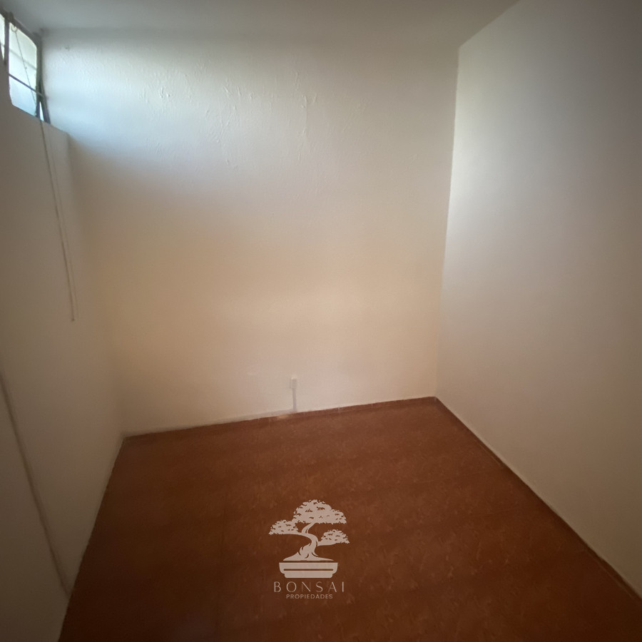 Casa ID.568 - Venta Casa 2 Dormitorios con Apartamento Independiente Maroñas Montevideo F 