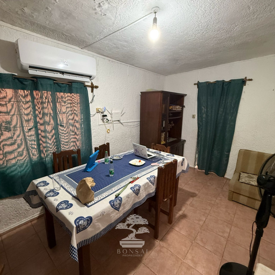 Casa ID.1037 - Venta Padrón Único con 2 casas Villa Española Montevideo C