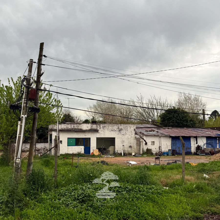 Casa ID.784 - Venta Terrenos con construcciones Canelones C