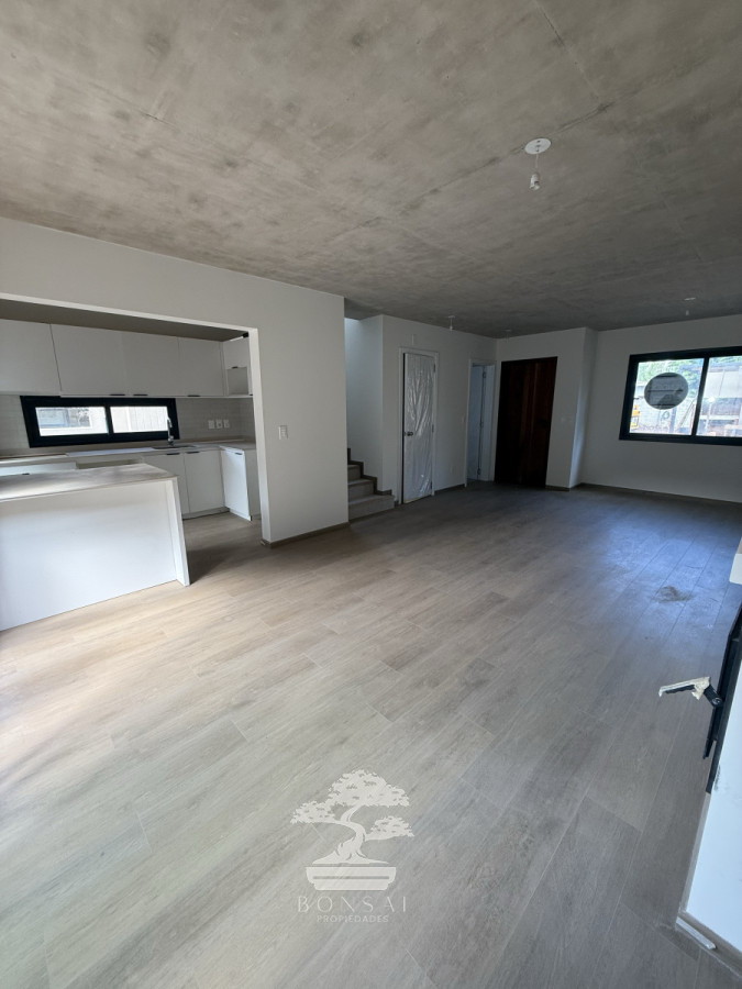 Casa ID.427 - Venta Casa a Estrenar 3 dormitorios 2 baños Jardin Parrillero doble cochera Prado Montevideo B