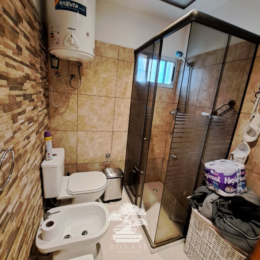 Casa ID.217 - Venta Casa 3 Dormitorios + Casa 1 Dormitorio Jardines Del Hipódromo Montevideo B