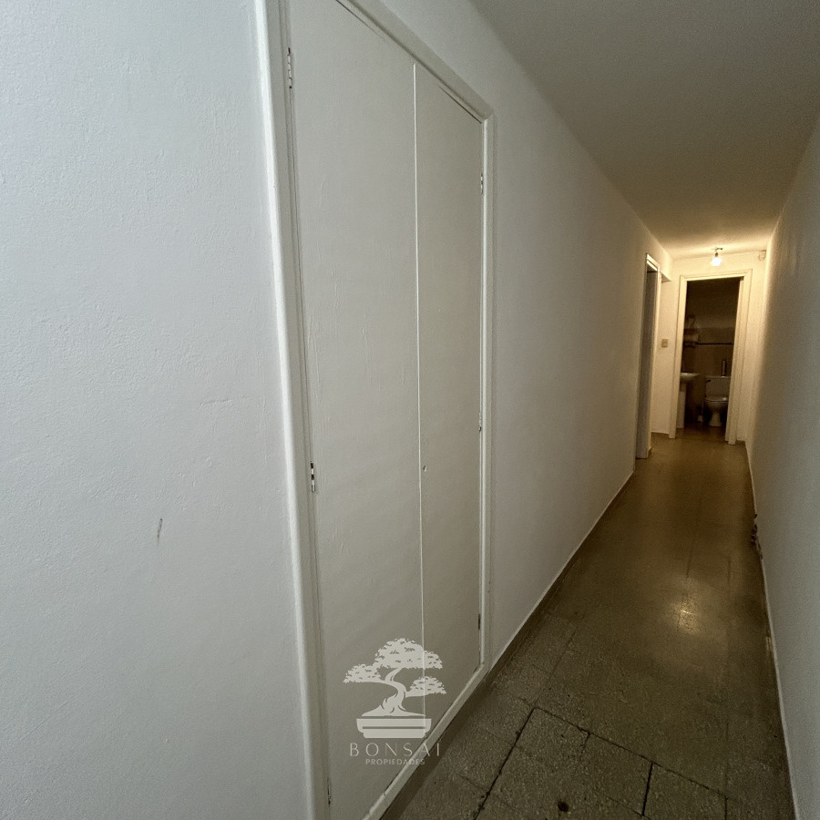 Casa ID.596 - Venta Casa PH de 4 Dormitorios con garage y parrillero Cordon Montevideo Lr