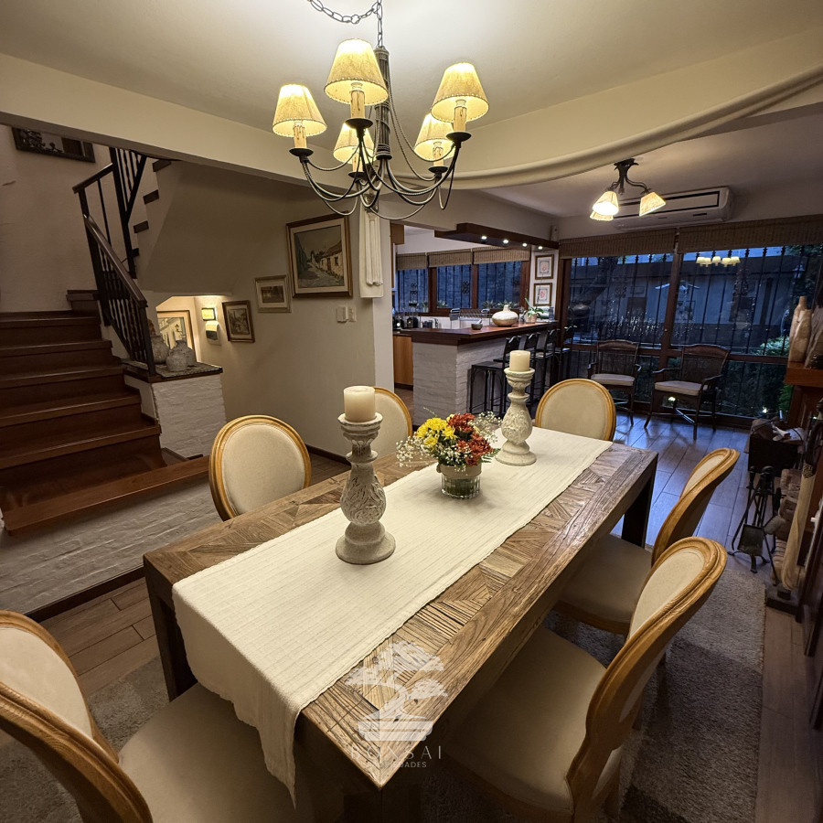 Casa ID.532 - Venta Casa 3 dormitorios + Escritorio 4 Baños Parque Batlle Montevideo B