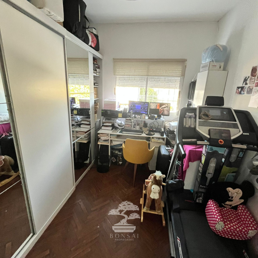 Casa ID.543 - Venta Padrón único 2 Casas y 5 Apartamentos con renta 7% La Blanqueada Montevideo V