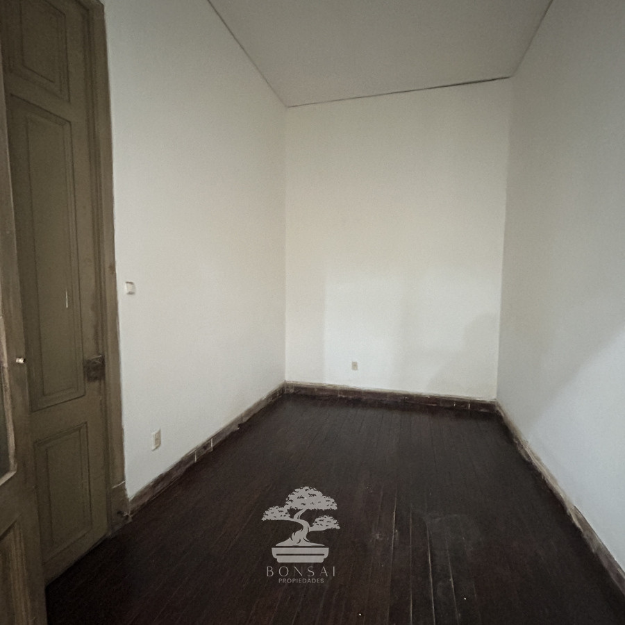 Casa ID.748 - Alquiler Casa 5 Dormitorios Aguada Montevideo lr 