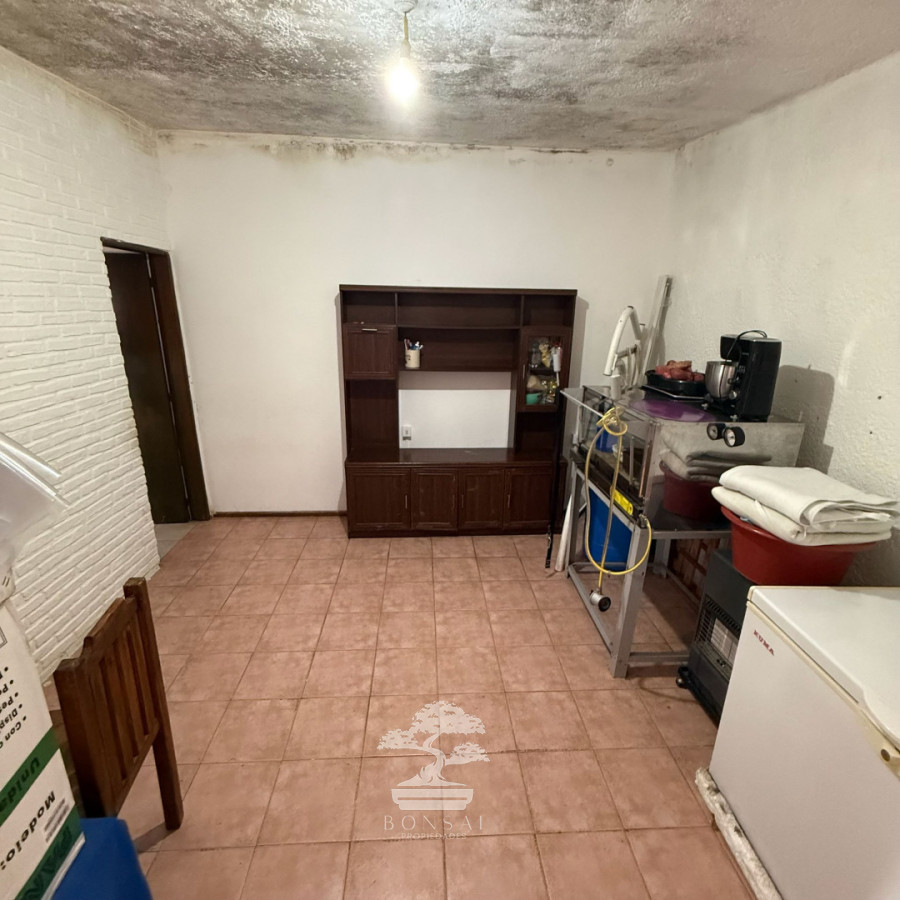 Casa ID.1037 - Venta Padrón Único con 2 casas Villa Española Montevideo C