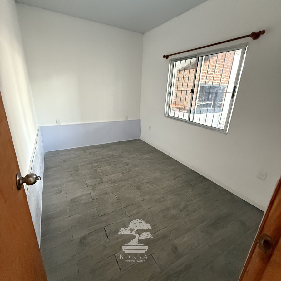 Casa ID.553 - Alquiler Casa 2 Dormitorios con Garage Belvedere Montevideo G