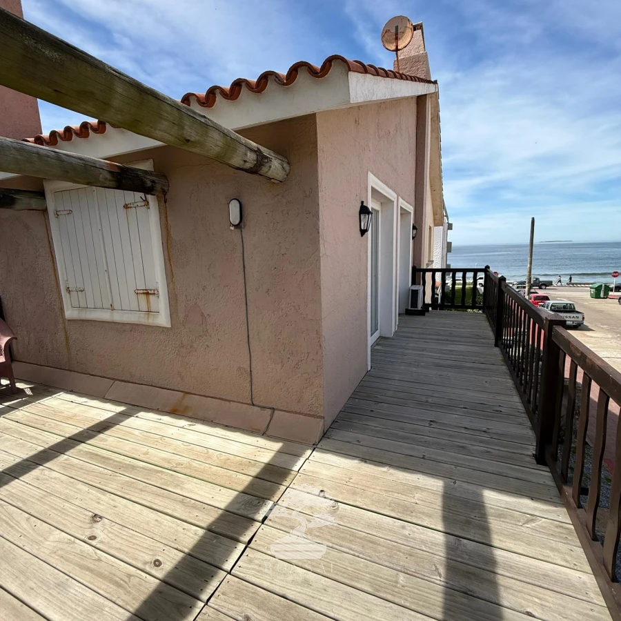 Casa ID.813 - Venta Casa 3 dormitorios + Apartamento Punta del Este C