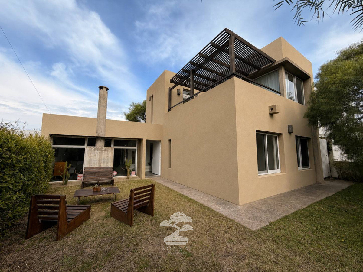Casa ID.1147 - Casa en Venta en Manantiales - Punta del Este