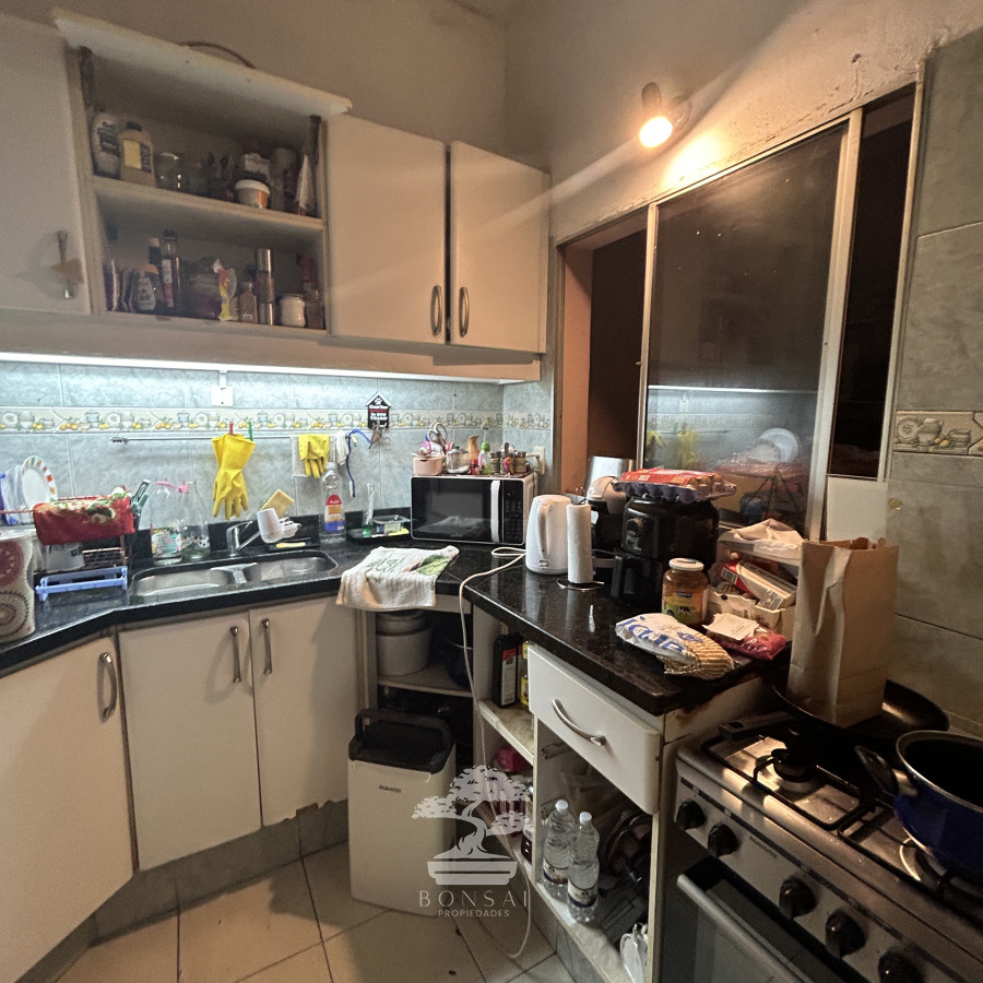 Casa ID.514 - Venta gran casa 6 Dormitorios a reciclar Cordon Montevideo lr