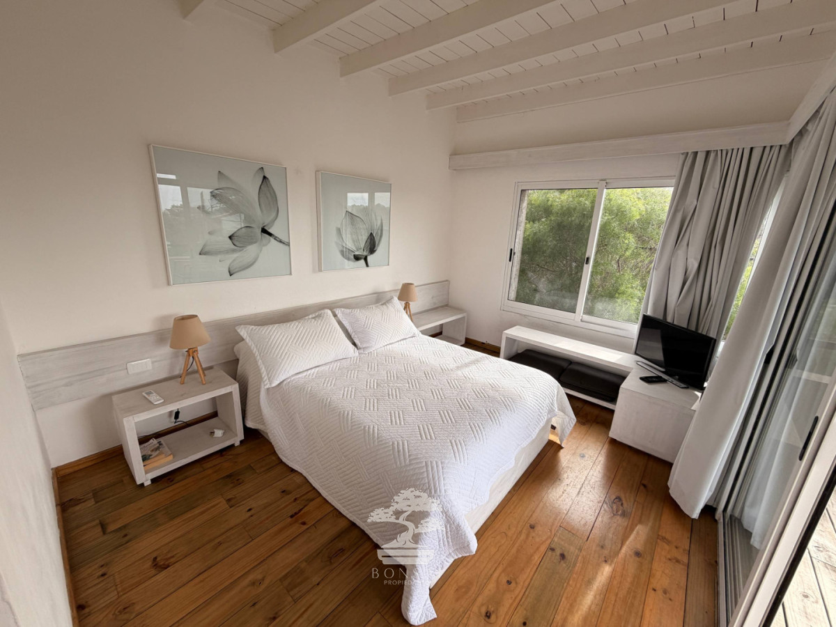 Casa ID.1147 - Casa en Venta en Manantiales - Punta del Este