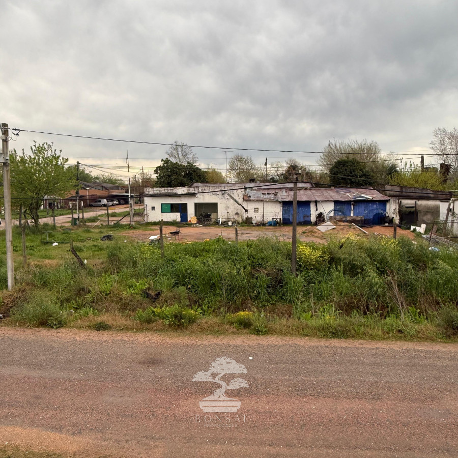 Casa ID.784 - Venta Terrenos con construcciones Canelones C