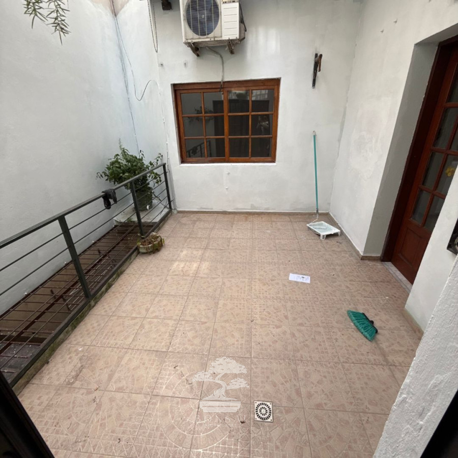 Casa ID.679 - Alquiler Casa PH, 2 Dormitorios 2 Baños, Parque Rodo, Montevideo R