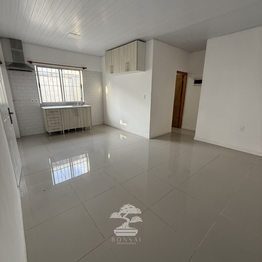Casa ID.553 - Alquiler Casa 2 Dormitorios con Garage Belvedere Montevideo G