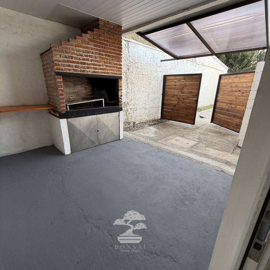 Casa ID.553 - Alquiler Casa 2 Dormitorios con Garage Belvedere Montevideo G