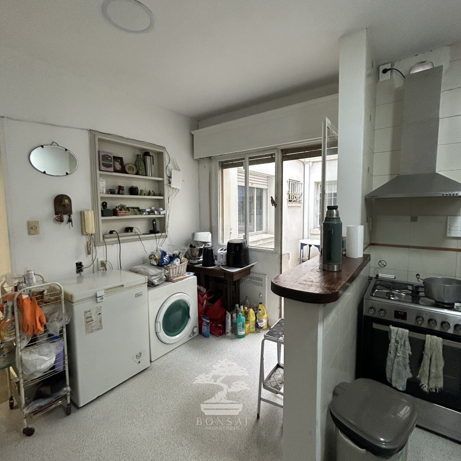 Casa ID.596 - Venta Casa PH de 4 Dormitorios con garage y parrillero Cordon Montevideo Lr