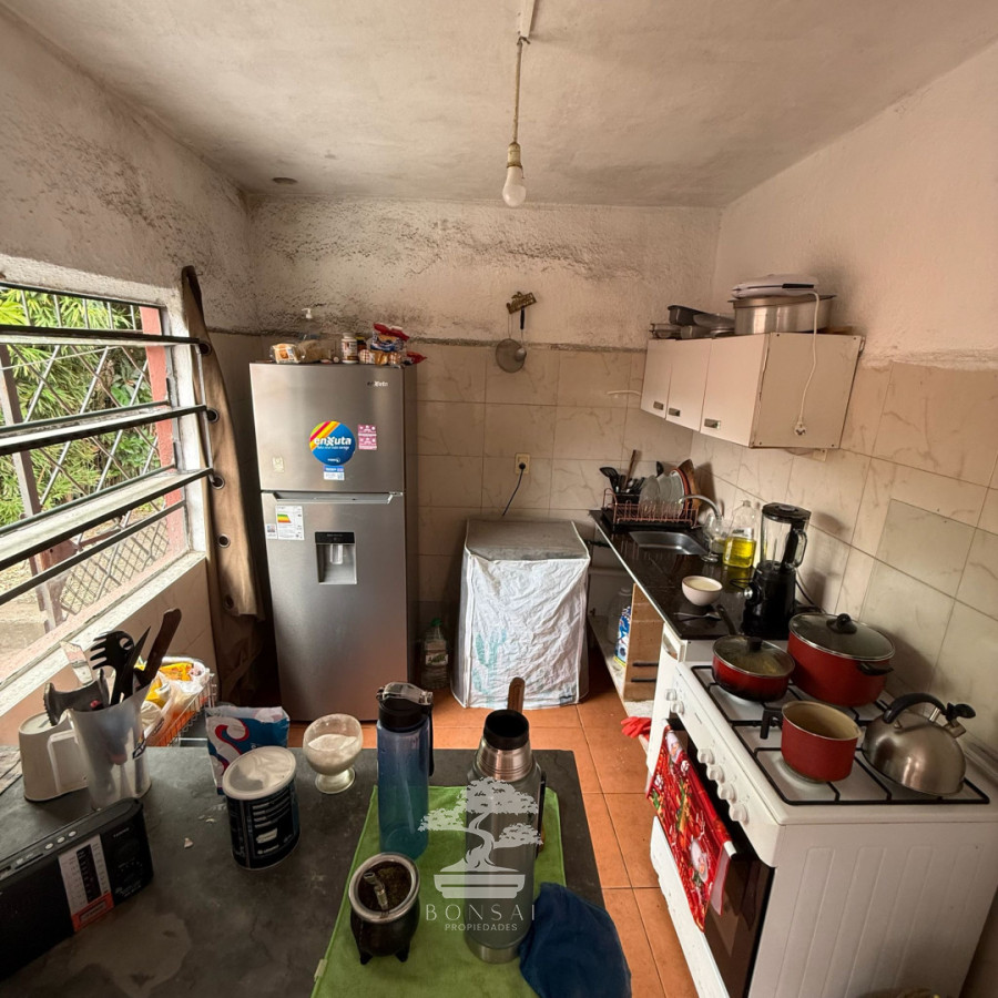 Casa ID.1037 - Venta Padrón Único con 2 casas Villa Española Montevideo C