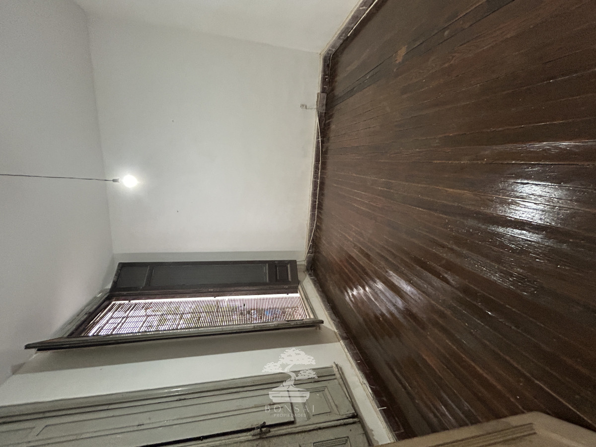 Casa ID.748 - Alquiler Casa 5 Dormitorios Aguada Montevideo lr 