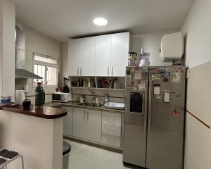 Venta Casa PH de 4 Dormitorios con garage y parrillero Cordon Montevideo Lr