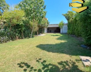 Venta Casa 2 Dormitorios Con Opción A 5 Y/o Negocio Buceo Montevideo B