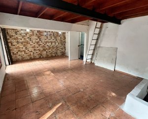 Venta Padrón Único Local y dos Casas con Renta 12% Cordón Montevideo V