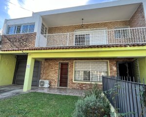 Venta Casa 3 Dormitorios con Garaje Sayago Monteviodeo V