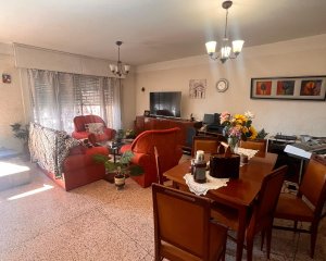 Venta Casa 3 dormitorios Villa Española Montevideo C