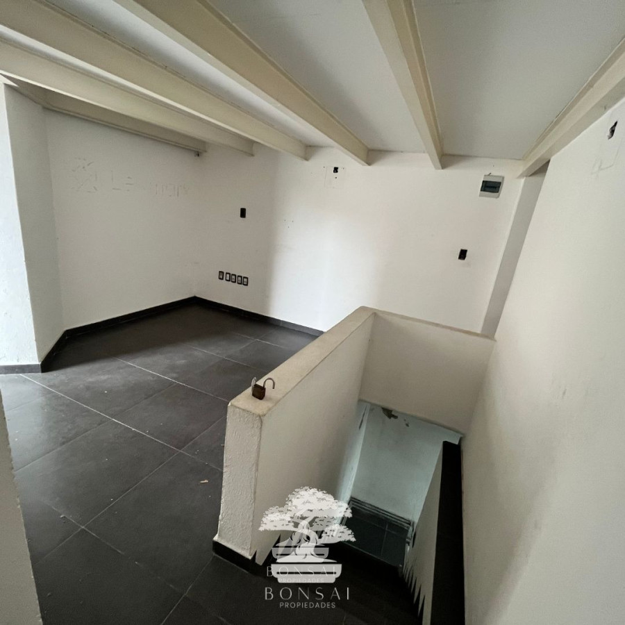 Local Comercial ID.197 - Local en Montevideo, Jacinto Vera