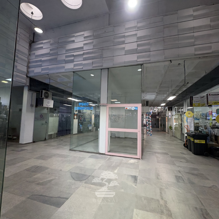 Local Comercial ID.1180 - Alquiler Local Comercial con GC Centro Montevideo E