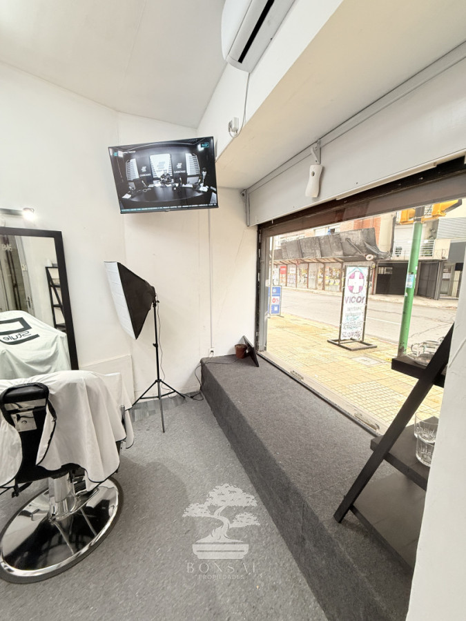 Local Comercial ID.1075 - Alquiler Local Comercial Cordon Montevideo F 