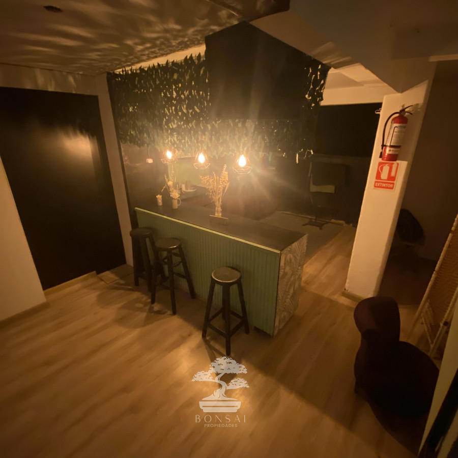 Local Comercial ID.546 - Venta De Llave Cafetería Totalmente Equipada Aguada Montevideo F 