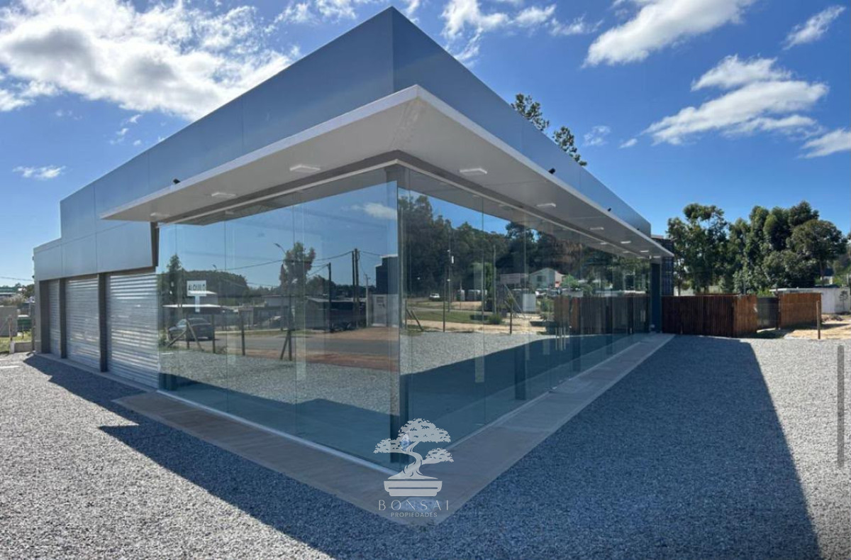 Local Comercial ID.1158 - Local Comercial en Alquiler en 4H - Maldonado