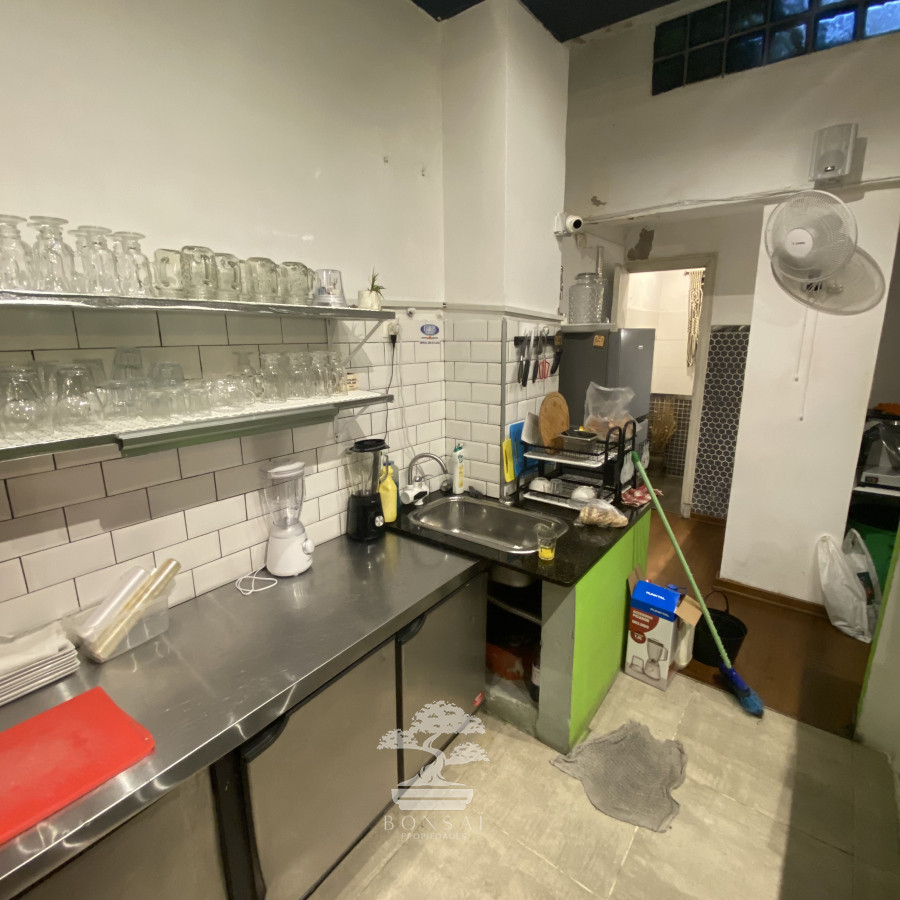 Local Comercial ID.546 - Venta De Llave Cafetería Totalmente Equipada Aguada Montevideo F 