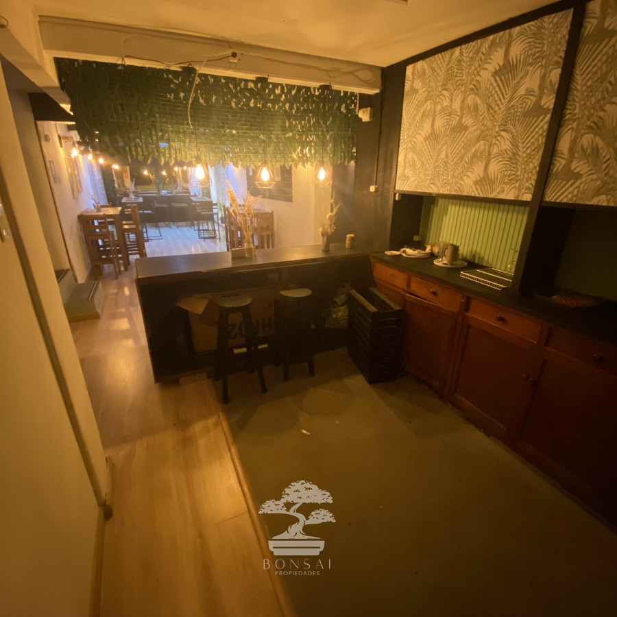 Local Comercial ID.546 - Venta De Llave Cafetería Totalmente Equipada Aguada Montevideo F 