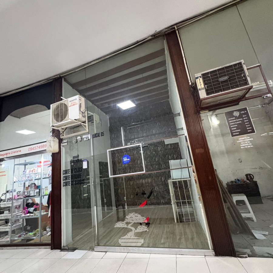 Local Comercial ID.907 - Alquiler Local Comercial Galería Centro Montevideo E