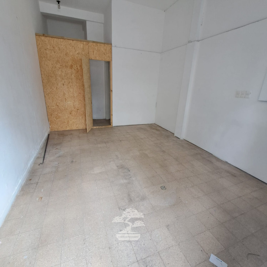 Local Comercial ID.282 - Alquiler Local Comercial Centro Montevideo B