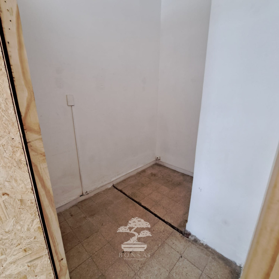 Local Comercial ID.282 - Alquiler Local Comercial Centro Montevideo B