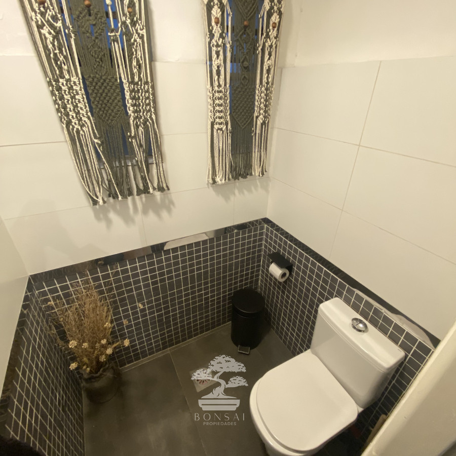 Local Comercial ID.546 - Venta De Llave Cafetería Totalmente Equipada Aguada Montevideo F 
