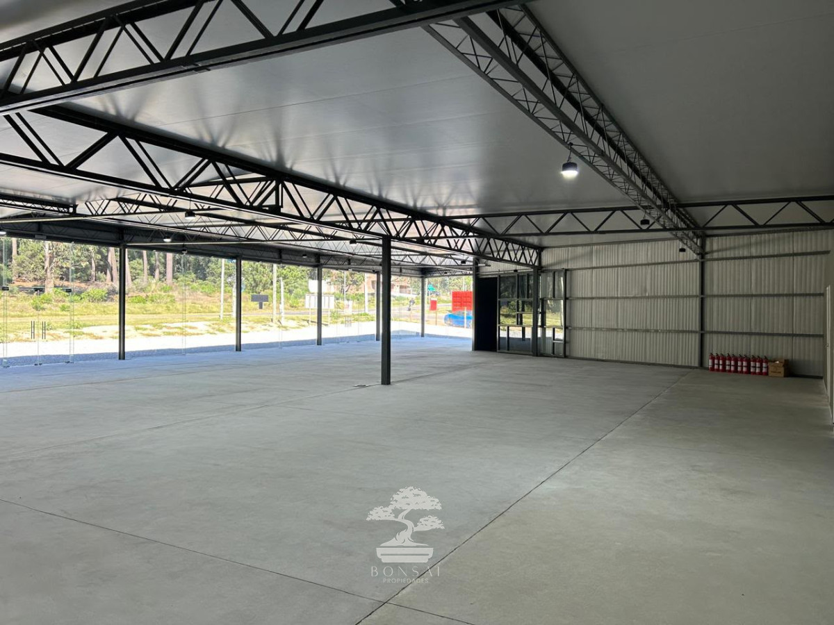 Local Comercial ID.1158 - Local Comercial en Alquiler en 4H - Maldonado