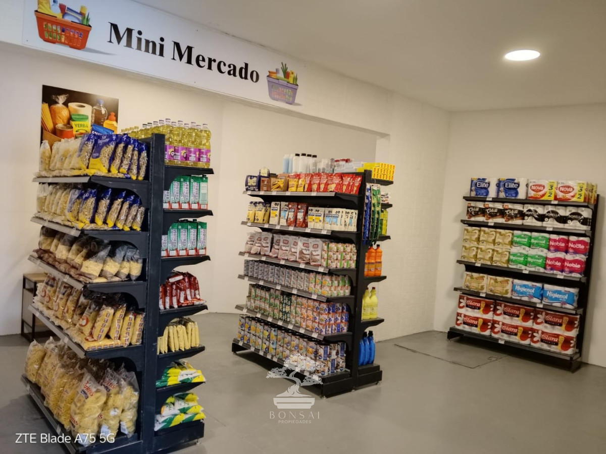 Local Comercial ID.880 - Venta Autoservice - Verdulería Buceo Montevideo. S