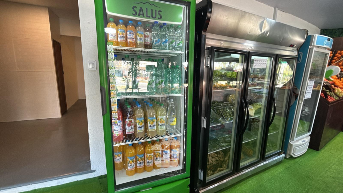 Local Comercial ID.880 - Venta Autoservice - Verdulería Buceo Montevideo. S